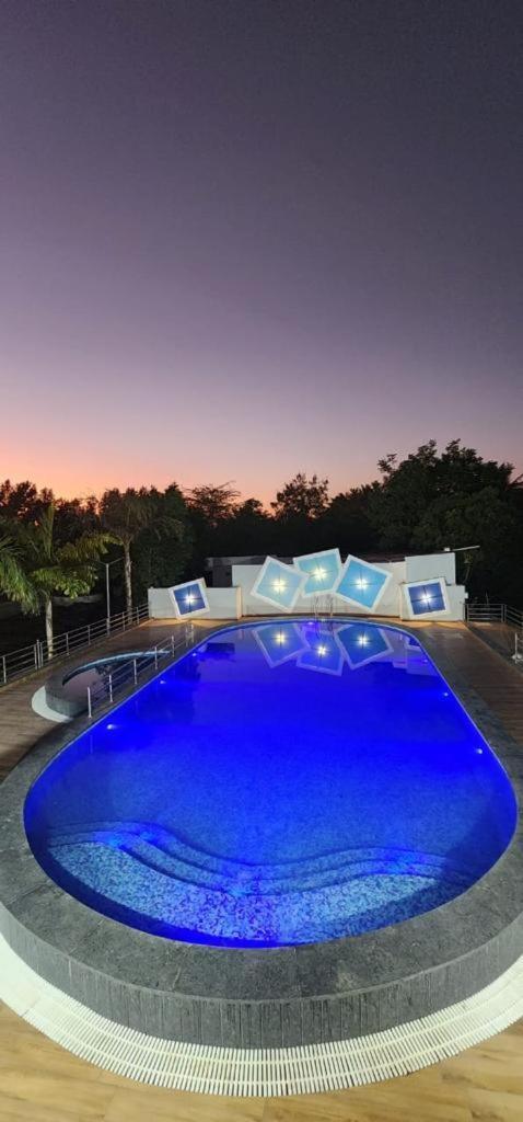 Srk Farm And Resort Anjār Εξωτερικό φωτογραφία
