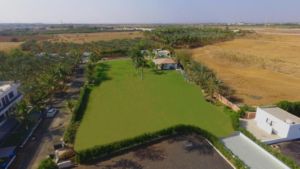 Srk Farm And Resort Anjār Εξωτερικό φωτογραφία