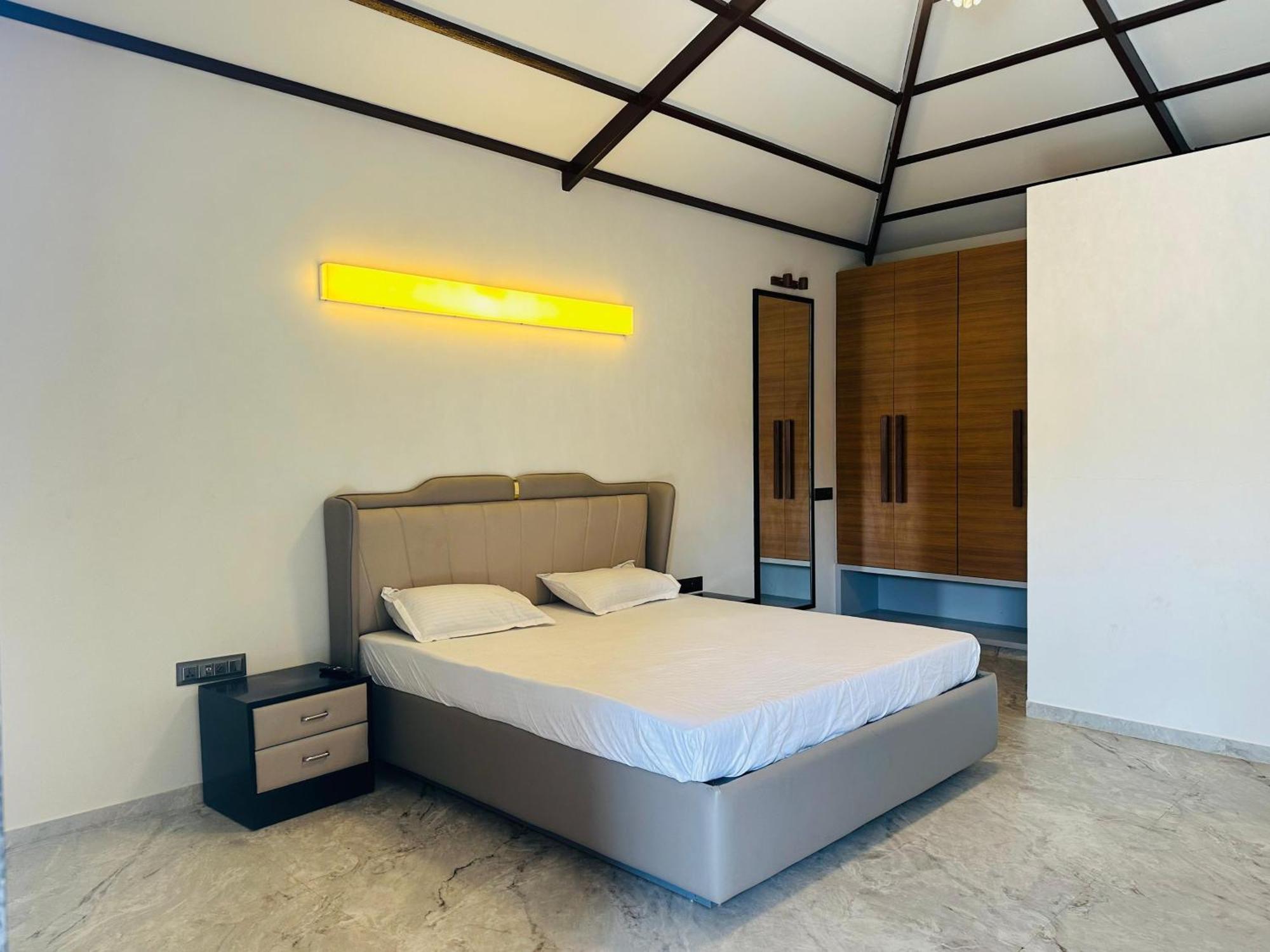 Srk Farm And Resort Anjār Εξωτερικό φωτογραφία